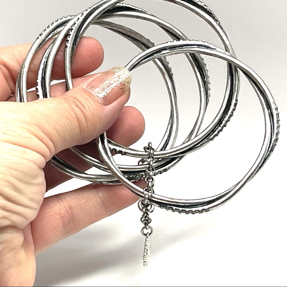 Set of 4 Antiqued Jessica Simpson Bangle Bracelets